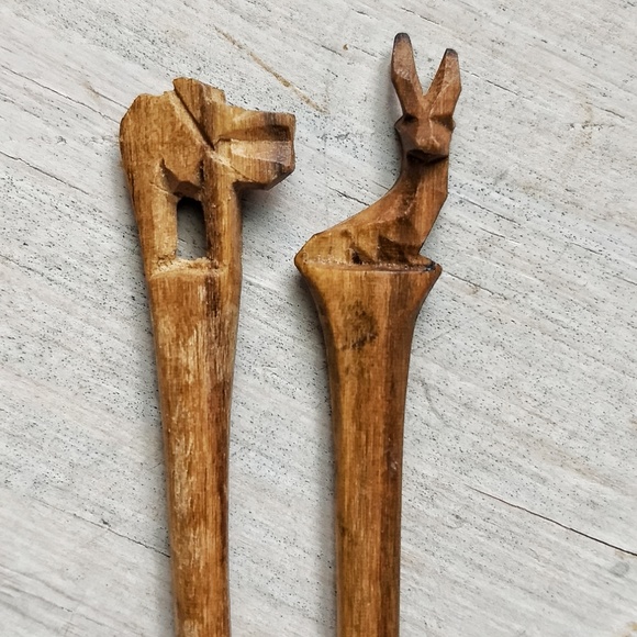 Vintage Accessories - KENYAN 2 Hair Sticks Vintage Wood Safari Animals